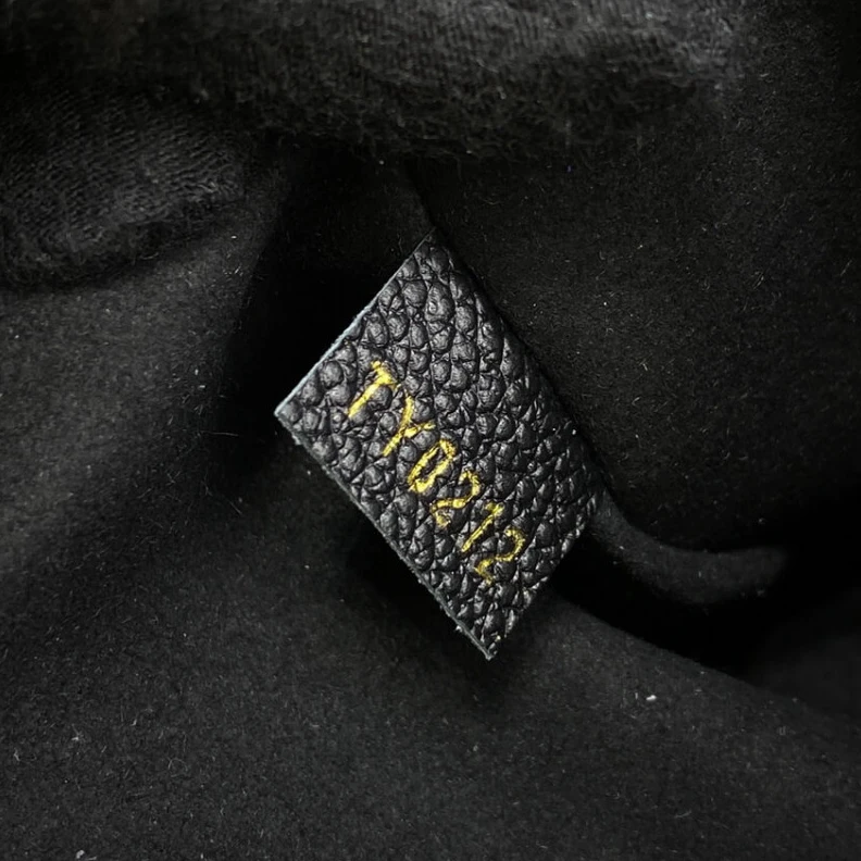 Mythick Handle:Do Louis Vuitton Monogram Empreinte Leather Speedy Bandouliere 20 Black