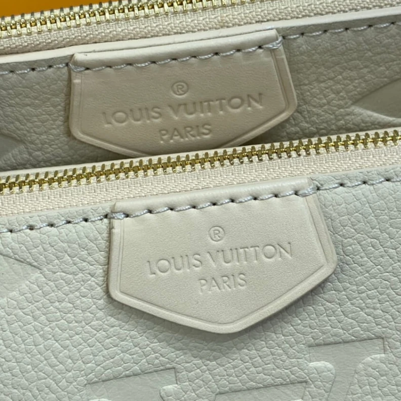 Replica bag Chain dro Louis Vuitton Monogram Empreinte Multi Pochette Accessoires Cream