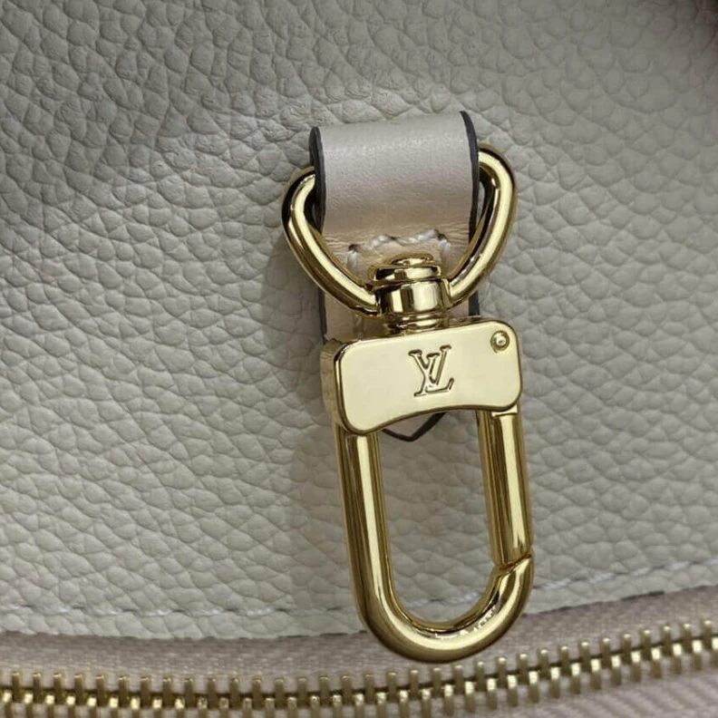 Lv belts replica Inside do Louis Vuitton Monogram Empreinte Onthego GM Beige
