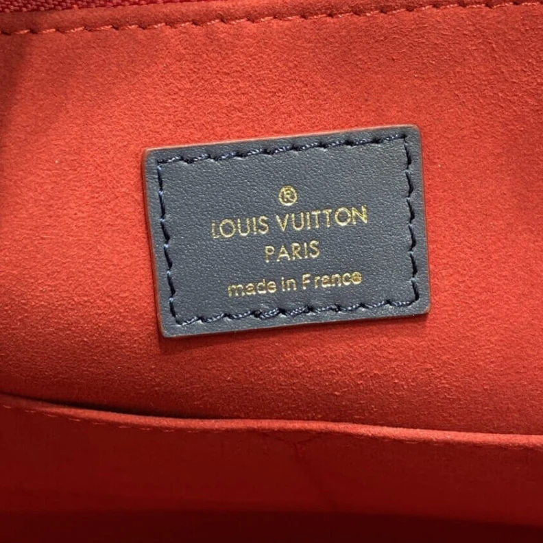 Lv belts replica The stylis Louis Vuitton Monogram Empreinte Onthego GM Blue