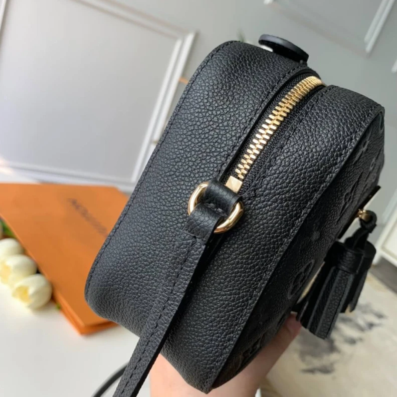 Replica bags Supple gr LV Monogram Empreinte Saintonge Bag