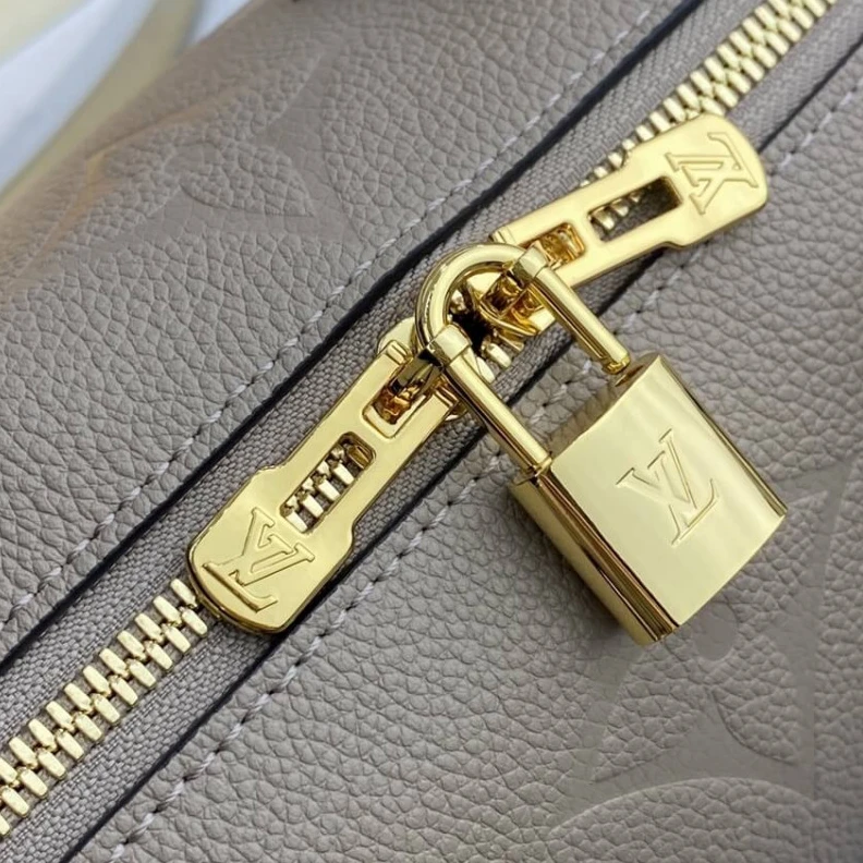 Mythick ru Inside fl Louis Vuitton Monogram Empreinte Speedy Bandouliere 25 Tourterelle
