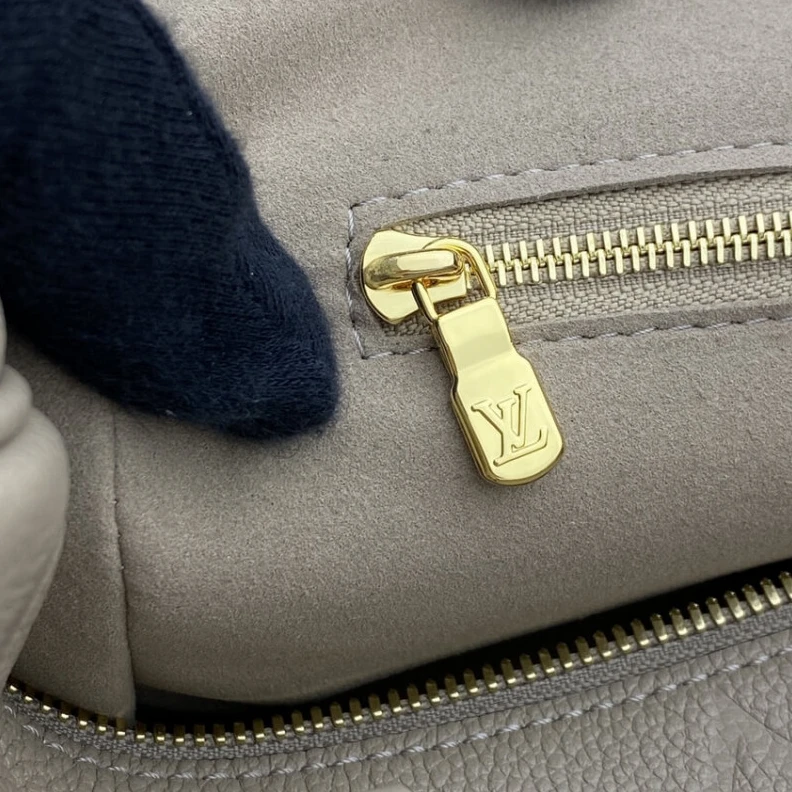 Mythick ru Inside fl Louis Vuitton Monogram Empreinte Speedy Bandouliere 25 Tourterelle
