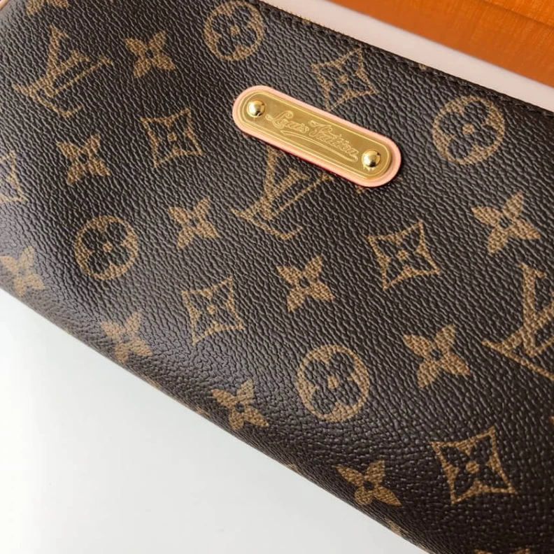 Mythick ru Large eno LV Monogram Eva Clutch