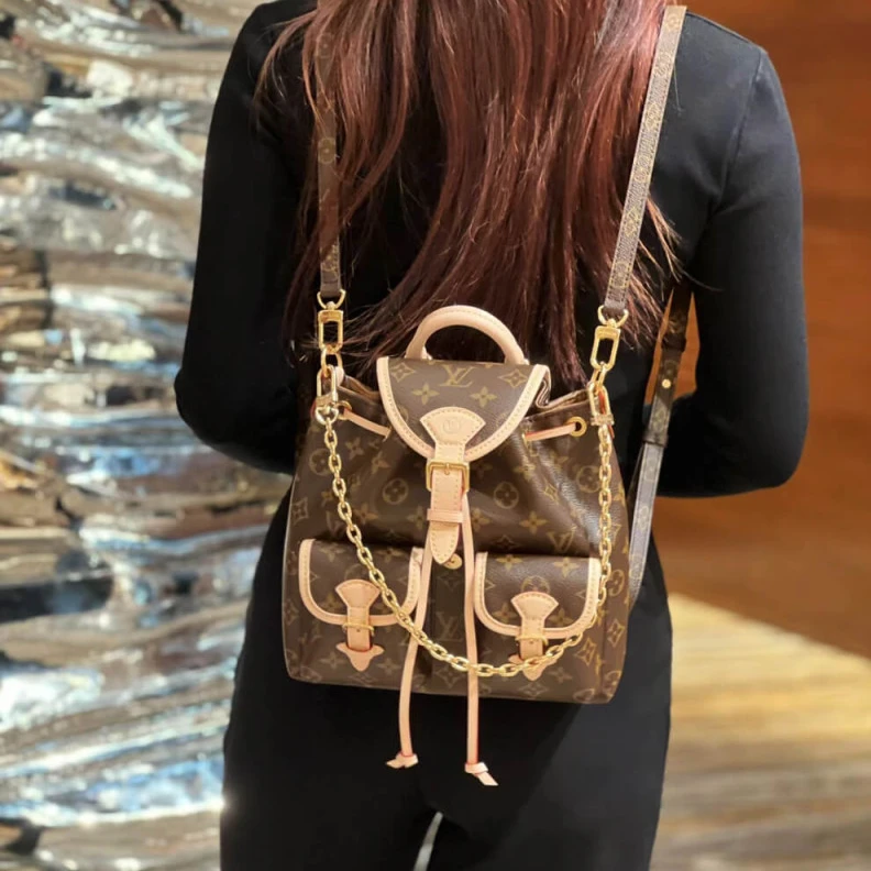 Replica bag Inside ba Louis Vuitton Monogram Excursion PM Backpack