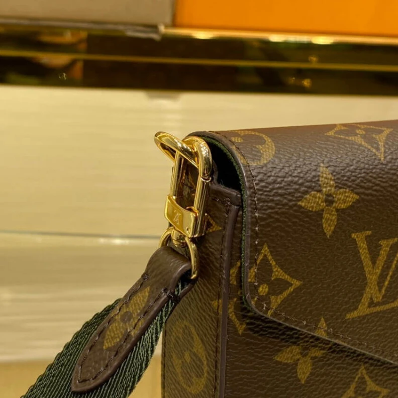 Top lv Inspired b LV Monogram Felicie Strap & Go