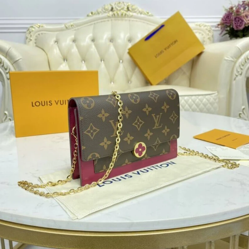 Mythick Chain: Re LV Monogram Flore Chain Wallet Fuchsia