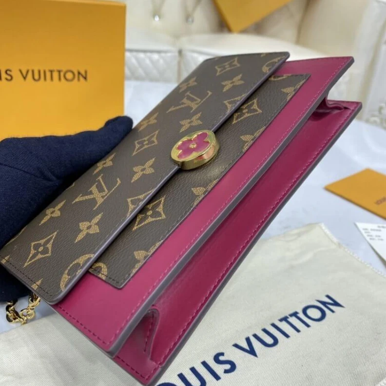 Mythick Chain: Re LV Monogram Flore Chain Wallet Fuchsia