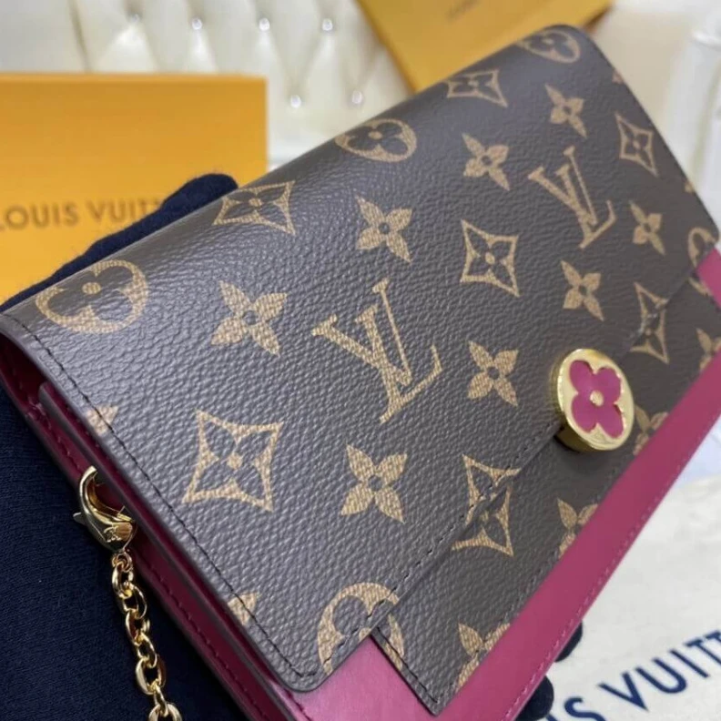 Mythick Chain: Re LV Monogram Flore Chain Wallet Fuchsia
