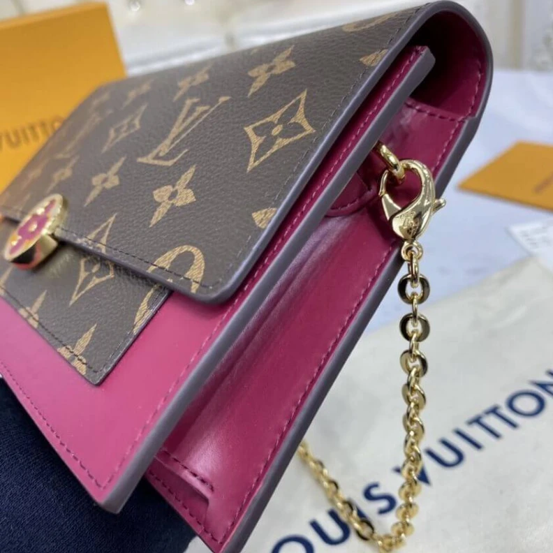 Mythick Chain: Re LV Monogram Flore Chain Wallet Fuchsia