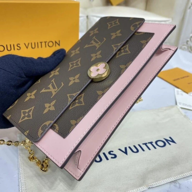 Mythick ru Chain: Re LV Monogram Flore Chain Wallet Pink