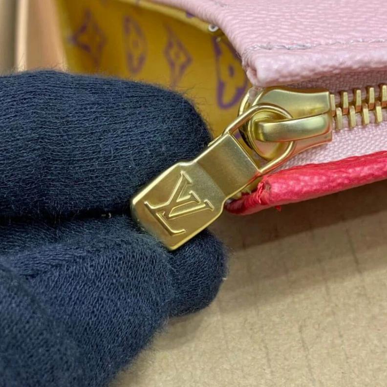 Mythick ru Extralarge Louis Vuitton Monogram Geant Canvas Toilet Pouch XL Red Pink