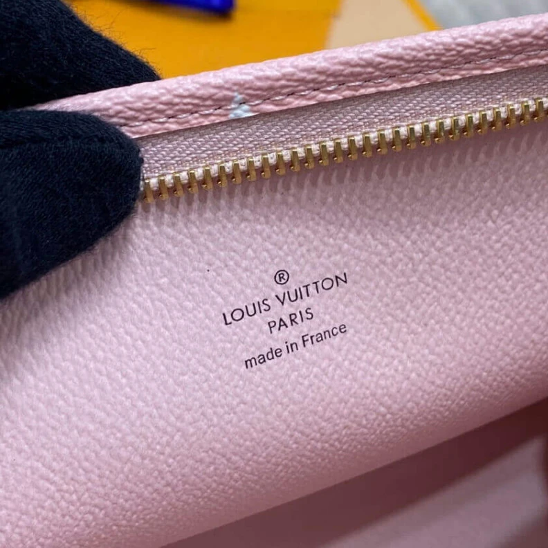 Mythick ru Extralarge Louis Vuitton Monogram Geant Canvas Toilet Pouch XL Red Pink