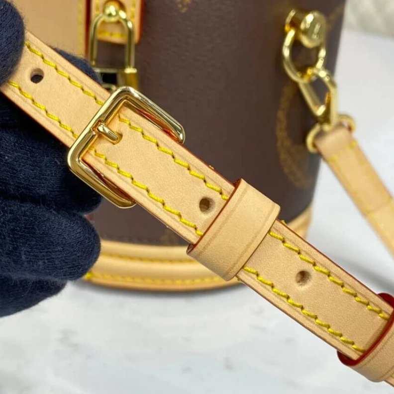Louis vuitton locations Microfibe Louis Vuitton Monogram Giant Canvas Cannes