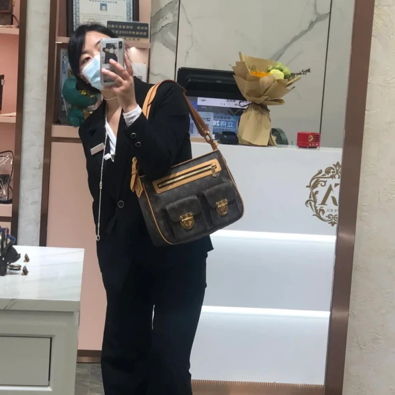 Louis vuitton locations The Hudson LV Monogram Hudson GM