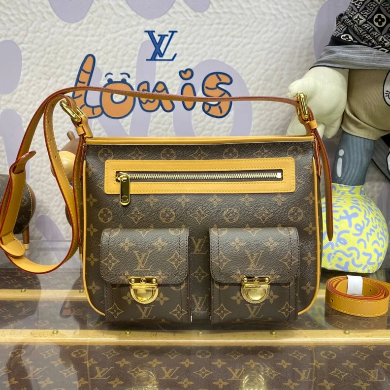 Louis vuitton locations The Hudson LV Monogram Hudson GM