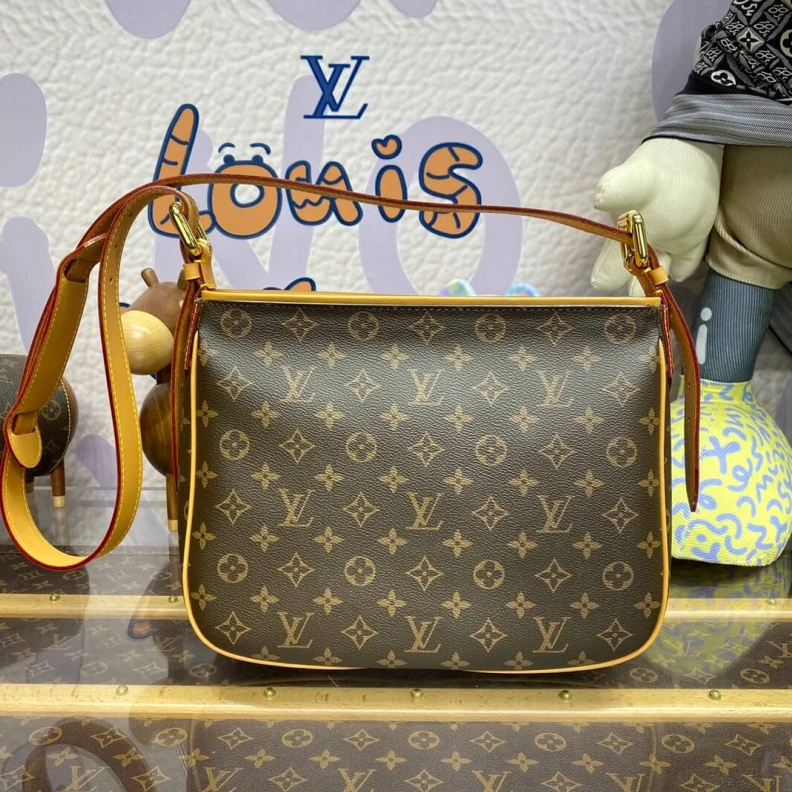 Louis vuitton locations The Hudson LV Monogram Hudson GM