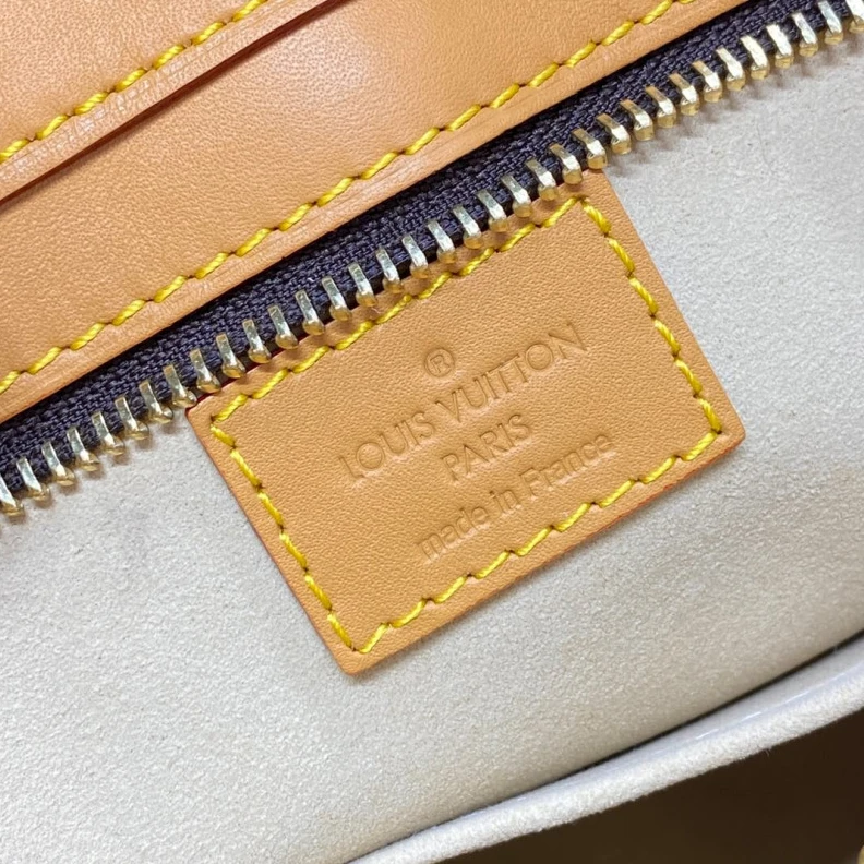 Louis vuitton locations The Hudson LV Monogram Hudson GM