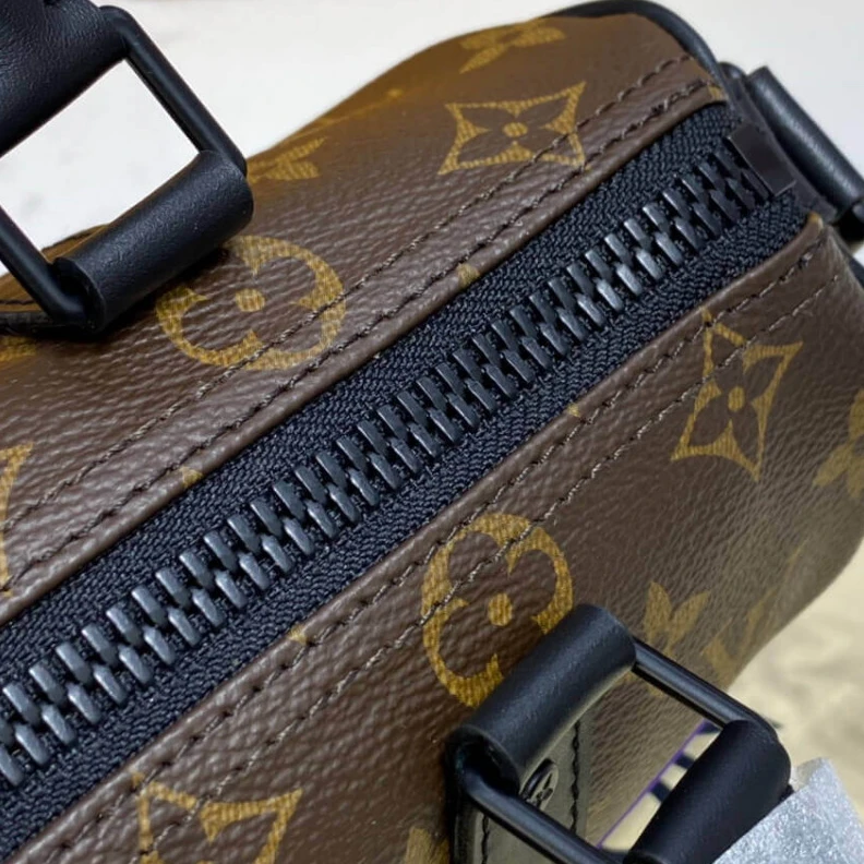 Top lv Strap dro Louis Vuitton Monogram Keepall XS