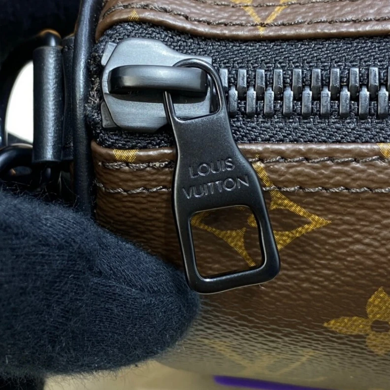Top lv Strap dro Louis Vuitton Monogram Keepall XS