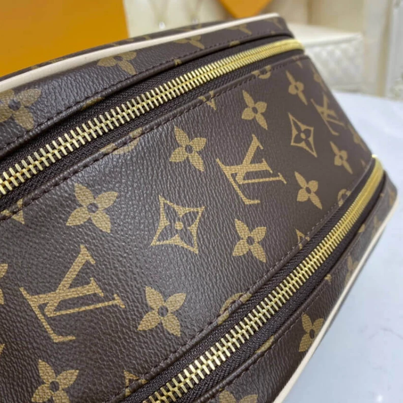 Replica bags 22.5 x 14 LV Monogram King Size Toiletry Bag