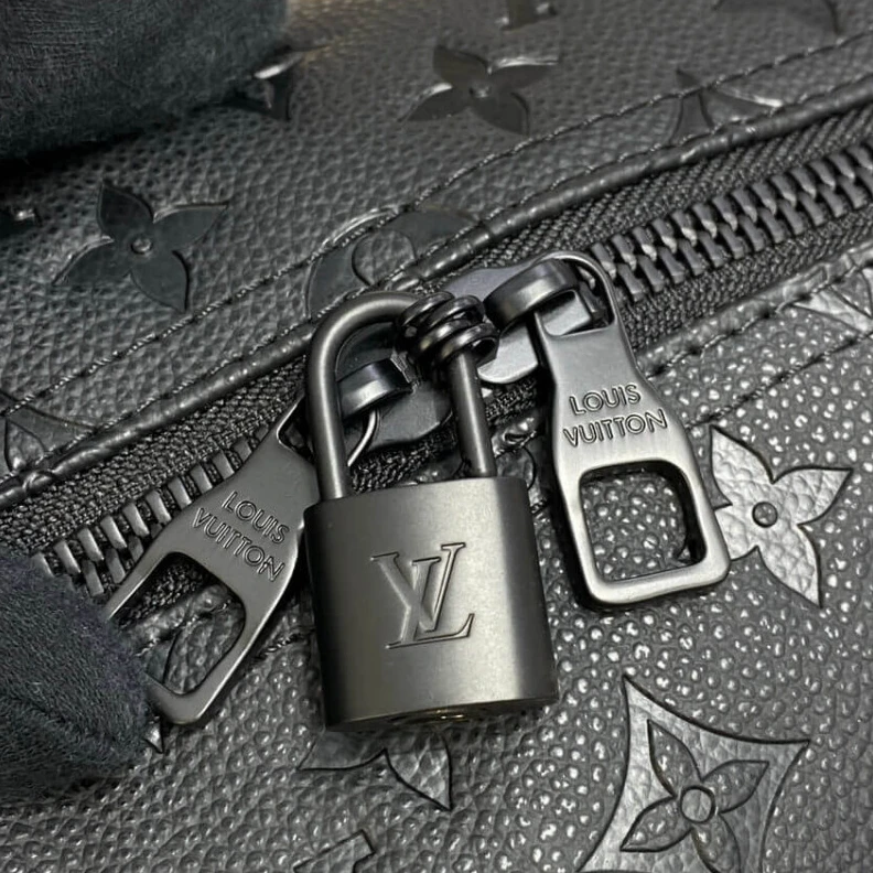 Replica bags 50.0 x 29 Louis Vuitton Monogram Leather Keepall Bandoulière 50 Black