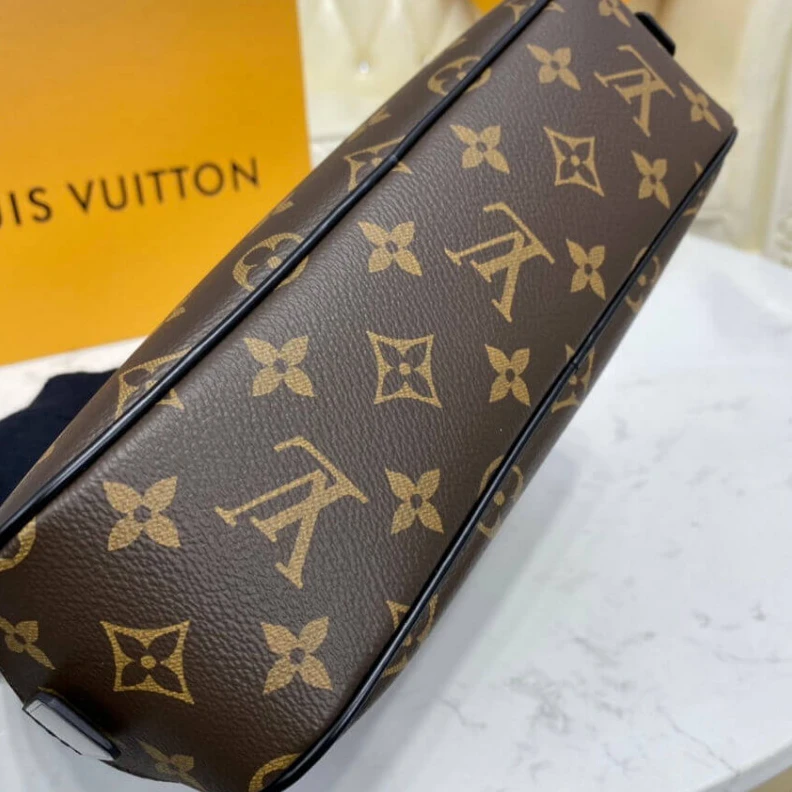 Replica bags lv Coated ca LV Monogram Macassar Toilet Pouch GM