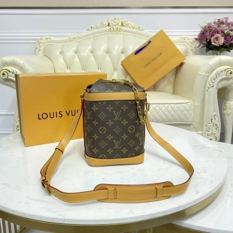 Replica bags lv Adjustabl LV Monogram Milk Box