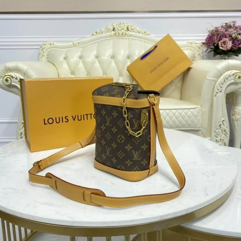 Replica bags lv Adjustabl LV Monogram Milk Box