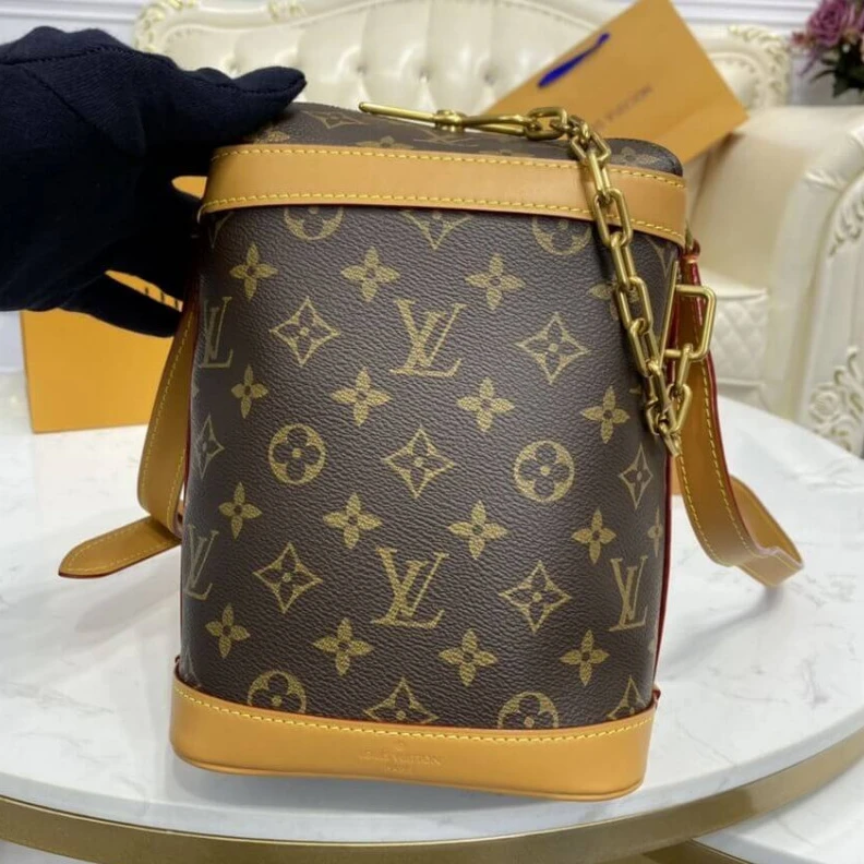 Replica bags lv Adjustabl LV Monogram Milk Box