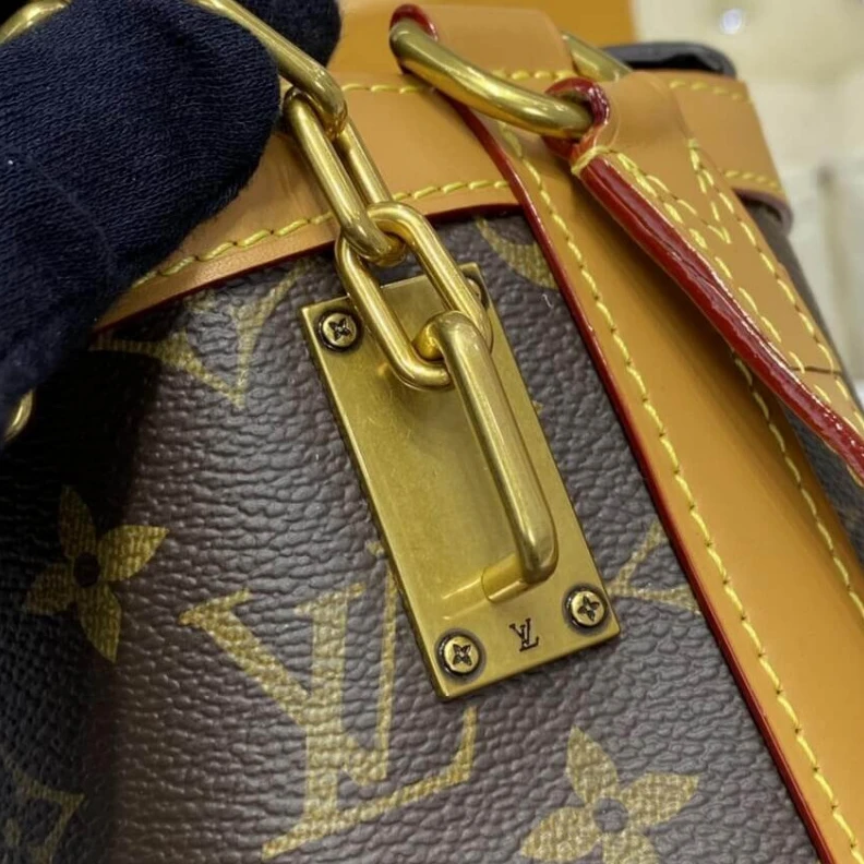 Replica bags lv Adjustabl LV Monogram Milk Box