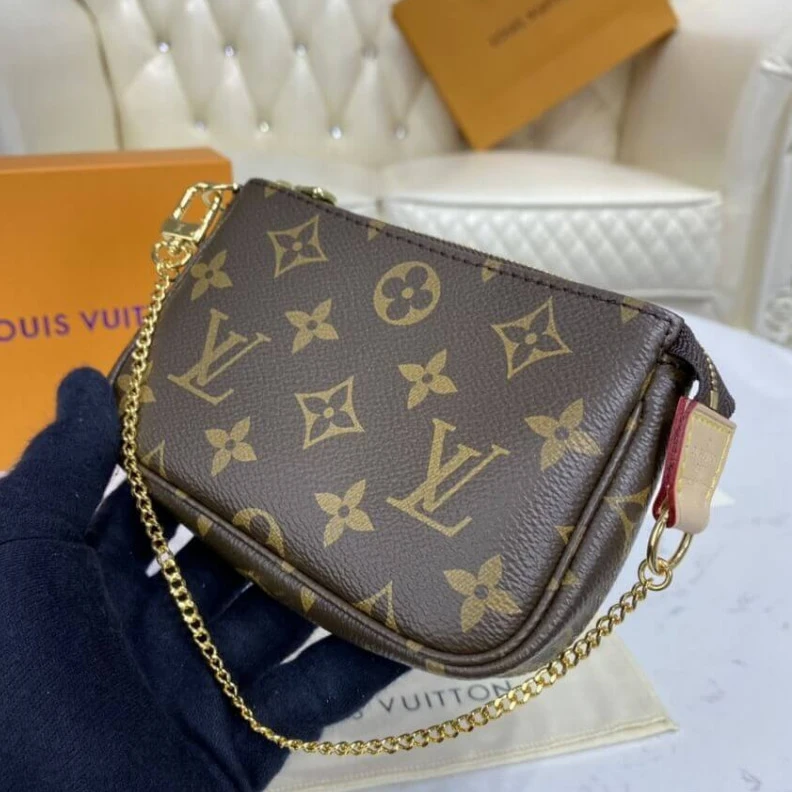 Mythick.ru The Mini P Louis Vuitton Monogram Mini Pochette Accessoires