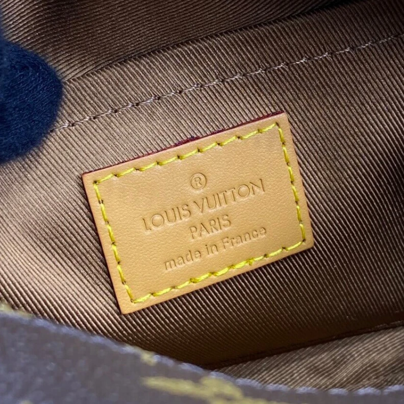 Mythick ru Monogram Louis Vuitton Monogram Mini Soft Trunk