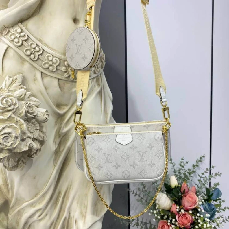 Mythick Natural c Louis Vuitton Monogram Multi Pochette Accessoires White