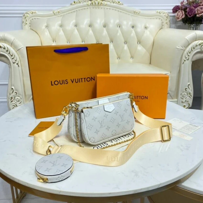 Mythick Natural c Louis Vuitton Monogram Multi Pochette Accessoires White