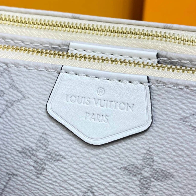 Mythick Natural c Louis Vuitton Monogram Multi Pochette Accessoires White