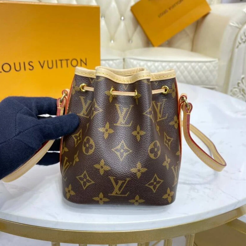 Replica bag Strap: No Louis Vuitton Monogram Nano Noe