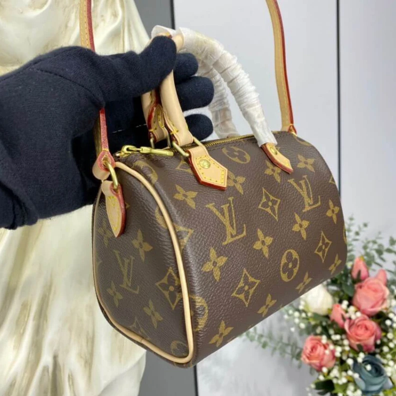 Mythick.ru Monogram LV Monogram Nano Speedy