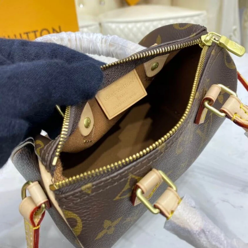 Mythick.ru Monogram LV Monogram Nano Speedy