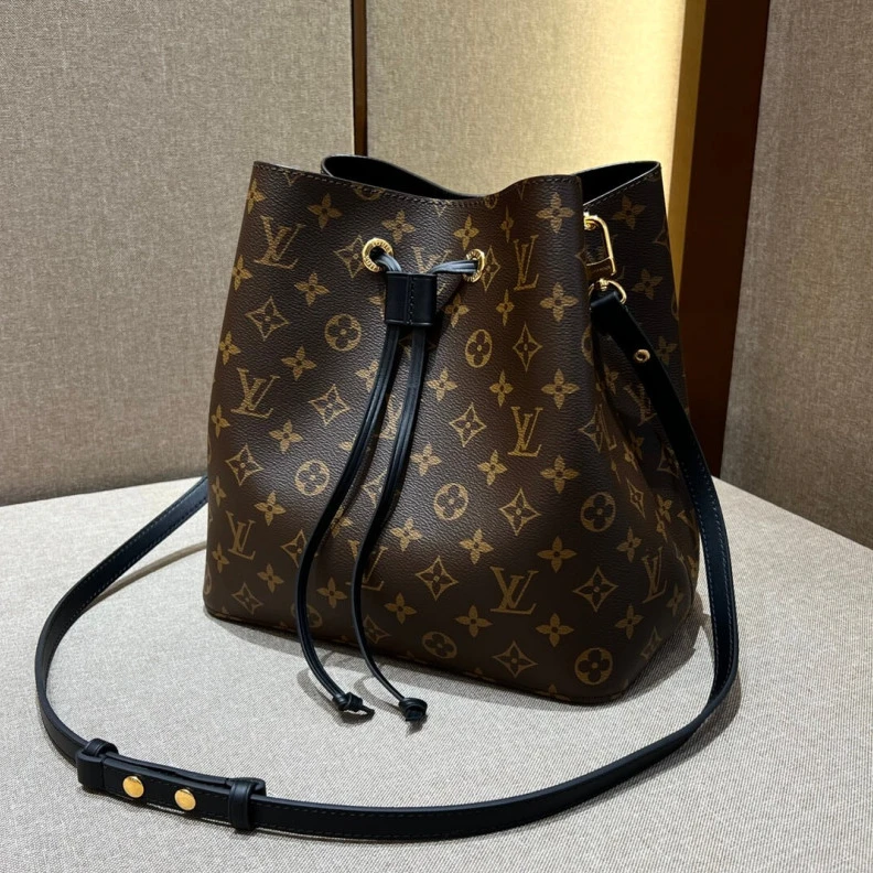 Replica bags lv Goldcolor Louis Vuitton Monogram Neonoe MM Bucket Bag Black