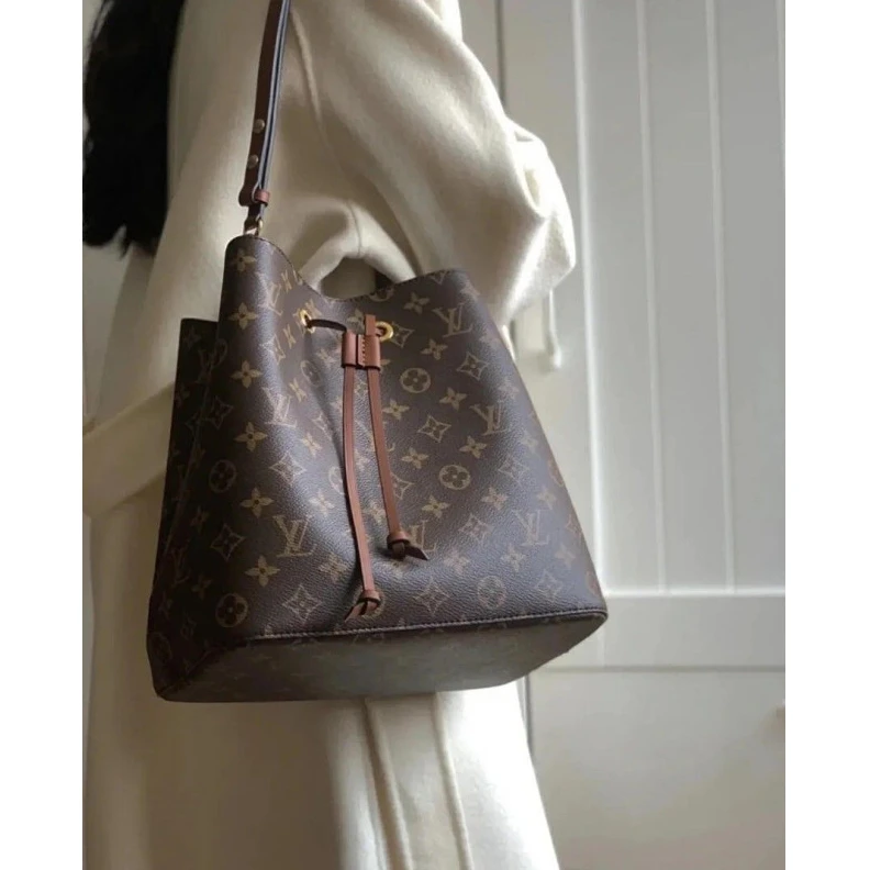 Replica bags lv Metal eye Louis Vuitton Monogram Neonoe MM Bucket Bag Caramel