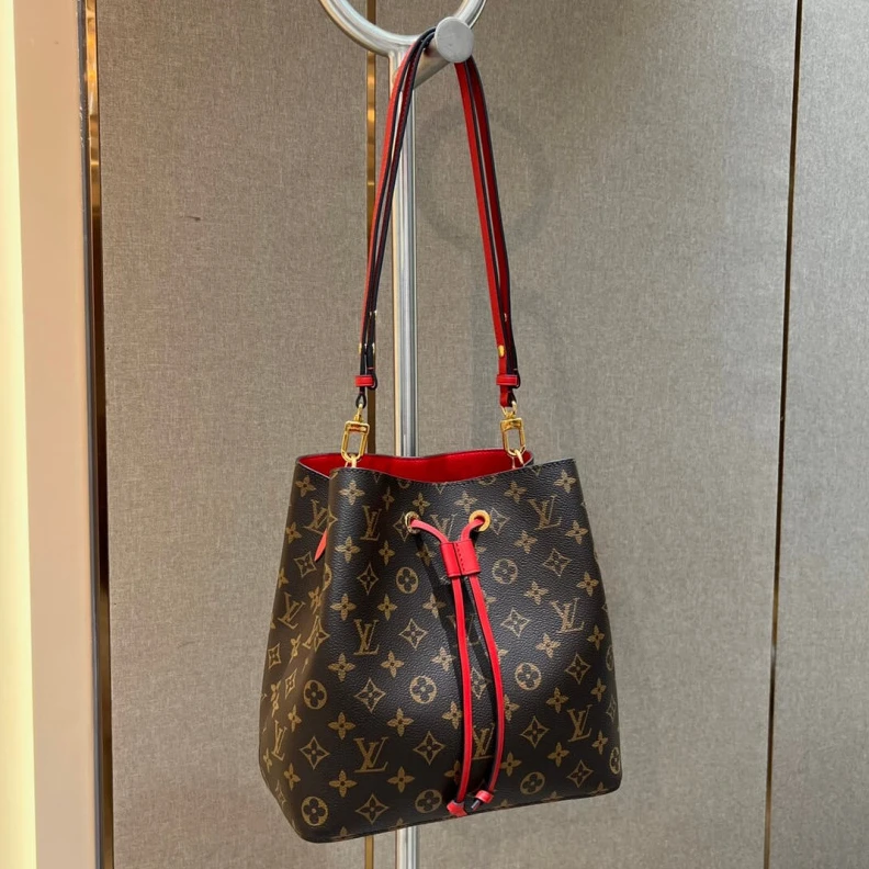 Louis vuitton locations 26 x 26 x Louis Vuitton Monogram Neonoe MM Bucket Bag Red