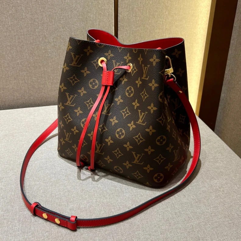 Louis vuitton locations 26 x 26 x Louis Vuitton Monogram Neonoe MM Bucket Bag Red