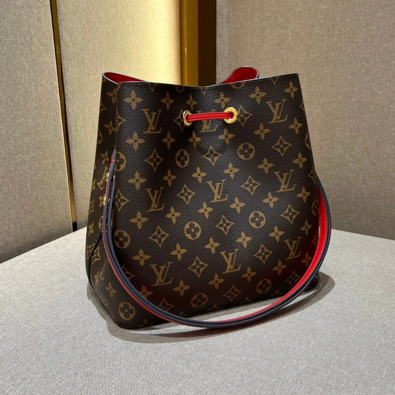 Louis vuitton locations 26 x 26 x Louis Vuitton Monogram Neonoe MM Bucket Bag Red