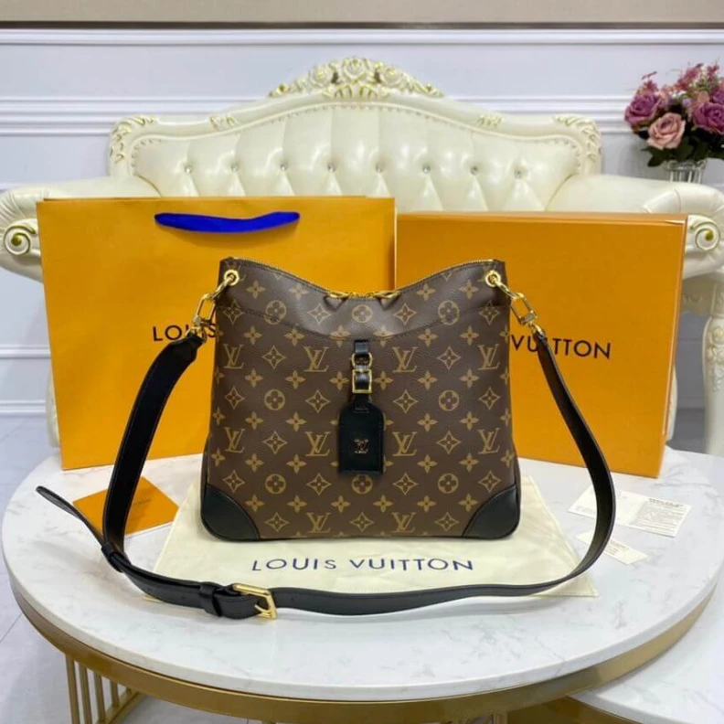 Mythick Inside fl Louis Vuitton Monogram Odeon MM Black