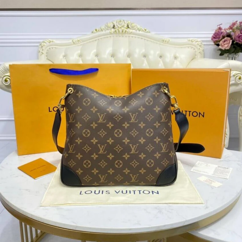 Mythick Inside fl Louis Vuitton Monogram Odeon MM Black
