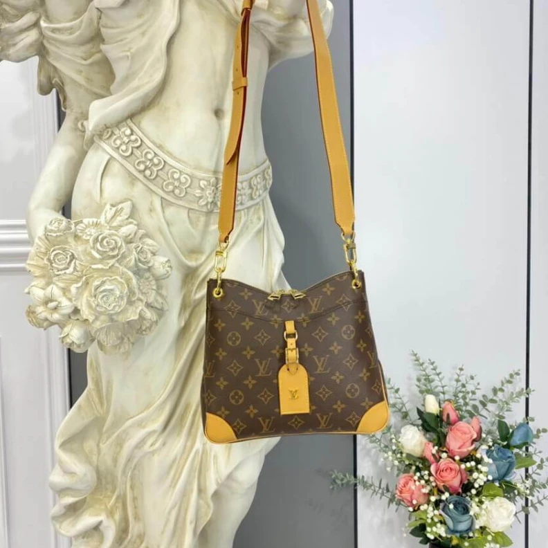 Replica bags lv Strap Dro Louis Vuitton Monogram Odeon PM Natural