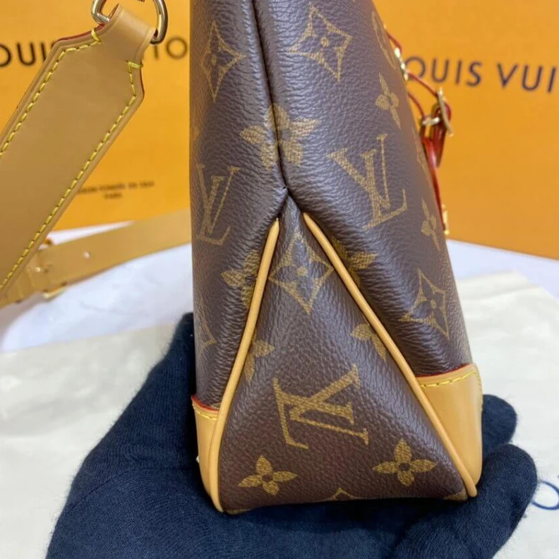 Replica bags lv Strap Dro Louis Vuitton Monogram Odeon PM Natural