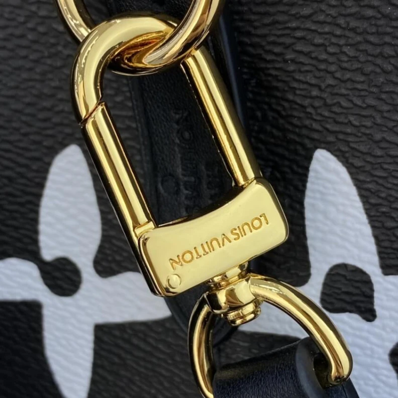 Mythick ru Drawstrin Louis Vuitton Monogram Pattern Néonoé MM Black