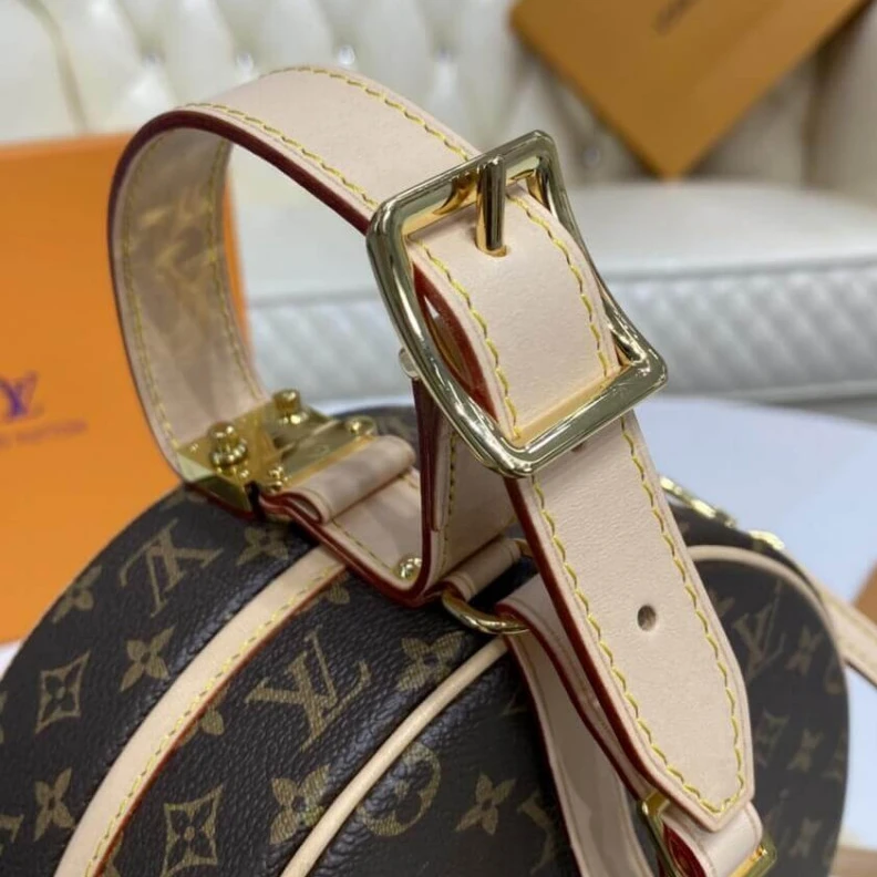 Mythick ru Goldcolor Louis Vuitton Monogram Petite Boite Chapeau